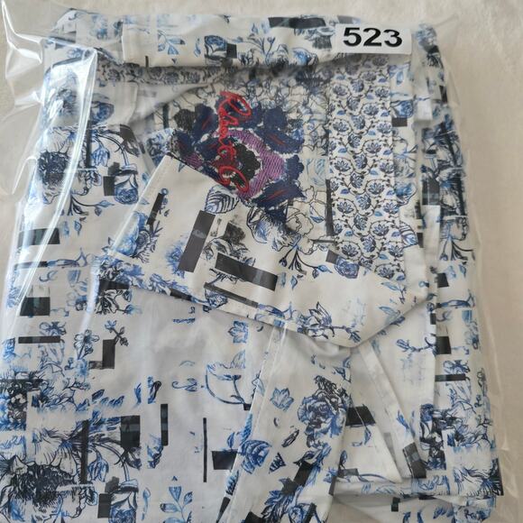 Robert Graham Men’s XL Classic Fit Button Down Shirt Abstract Blue White Stretch - Picture 11 of 11